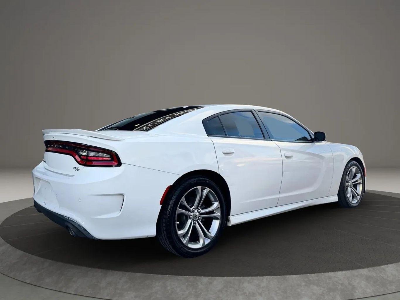 Dodge Charger R/T Sedan 4D - Thumbnail 13