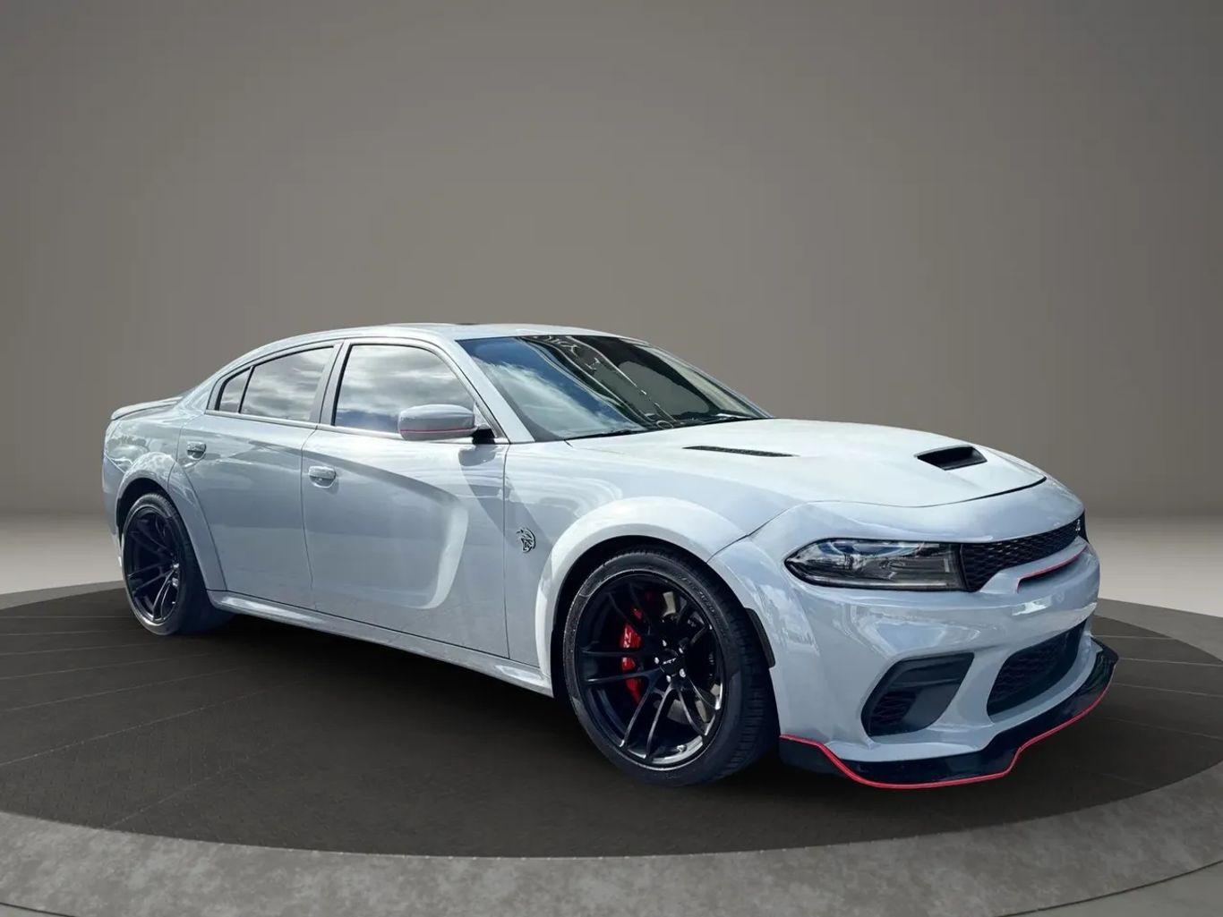 Dodge Charger Srt Hellcat Widebody Sedan 4D - Thumbnail 3
