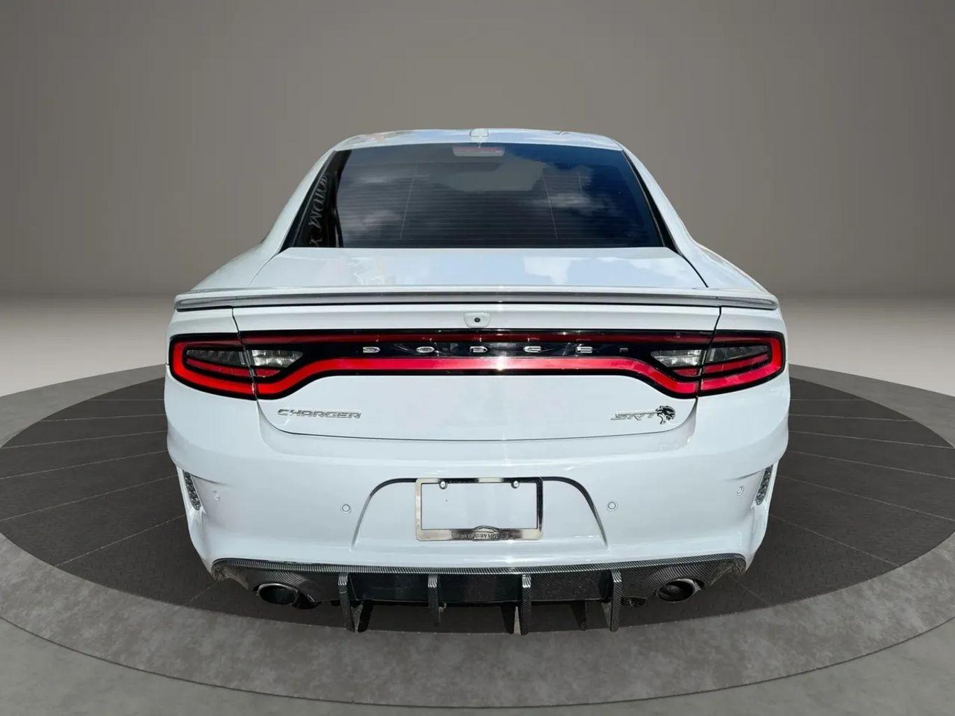 Dodge Charger Srt Hellcat Widebody Sedan 4D - Thumbnail 12