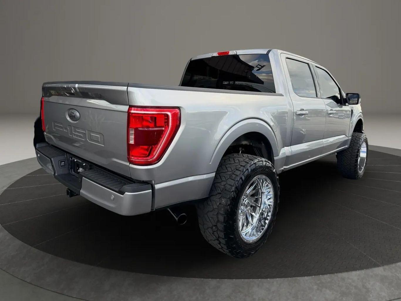 Ford F150 Supercrew Cab Xlt Pickup 4D 5 1/2 Ft - Thumbnail 11