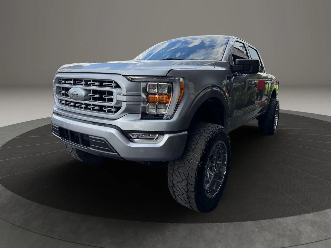 Ford F150 Supercrew Cab Xlt Pickup 4D 5 1/2 Ft - Thumbnail 8