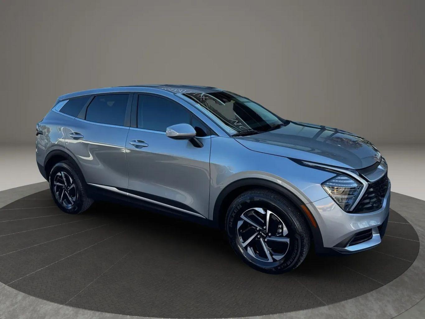 Kia Sportage Hybrid Lx Sport Utility 4D - Thumbnail 4