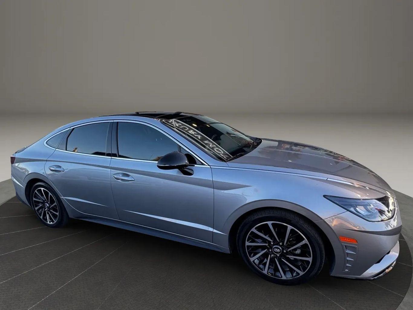 Hyundai Sonata Sel Plus Sedan 4D - Thumbnail 3