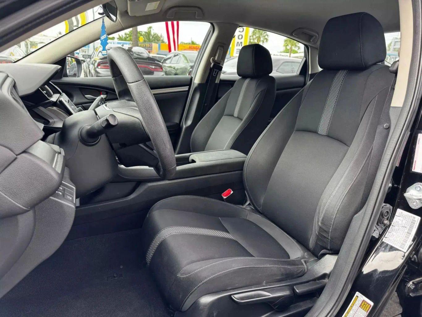 Honda Civic Lx Sedan 4D - Thumbnail 10