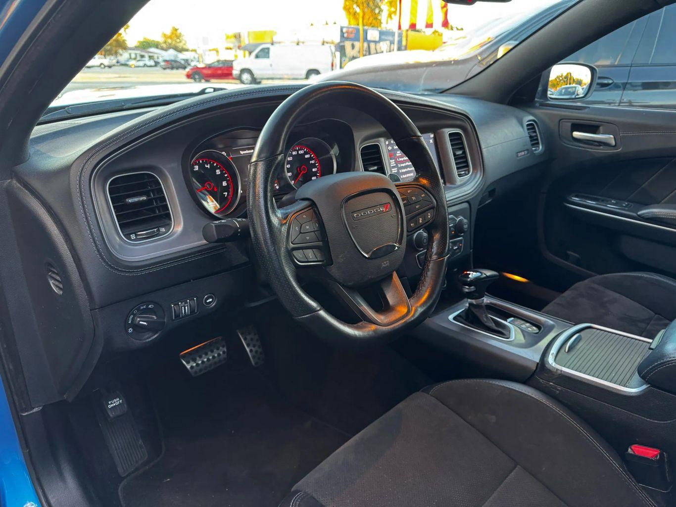 Dodge Charger Scat Pack Widebody Sedan 4D - Thumbnail 16