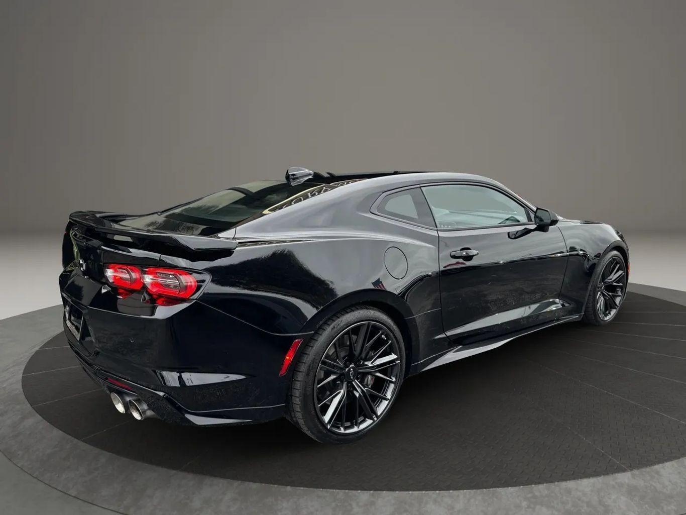 Chevrolet Camaro Zl1 Coupe 2D - Thumbnail 11