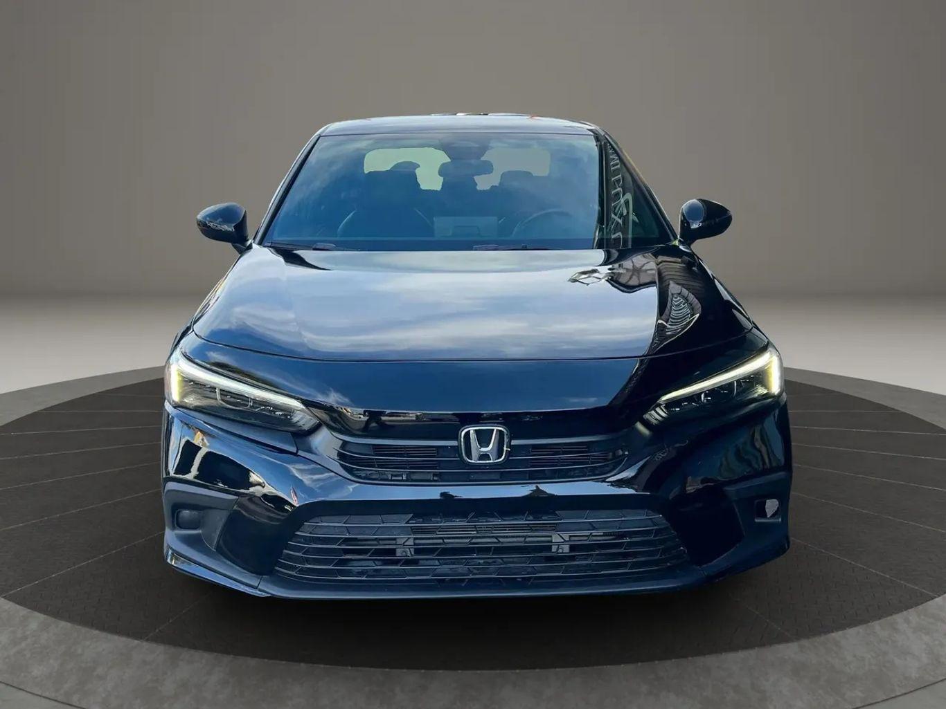 Honda Civic Sport Sedan 4D - Thumbnail 5