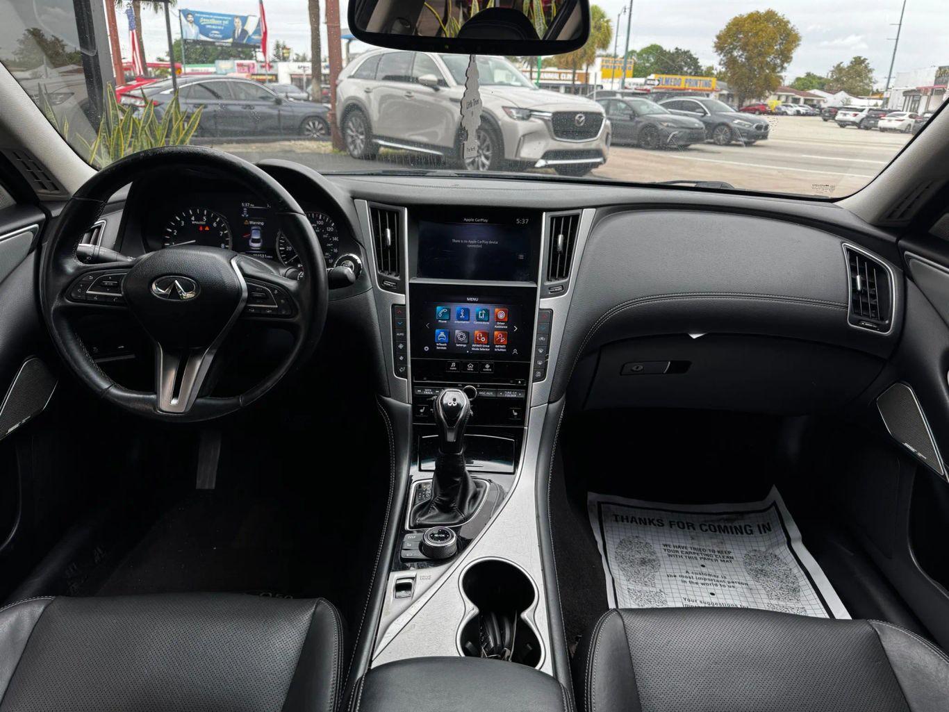 Infiniti Q50 3.0T Luxe Sedan 4D - Thumbnail 18