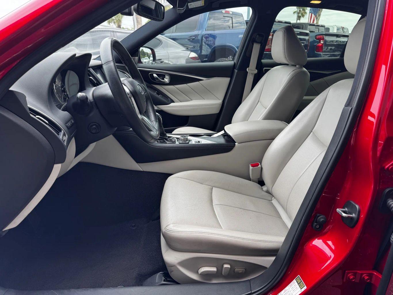 Infiniti Q50 Sensory Sedan 4D - Thumbnail 12