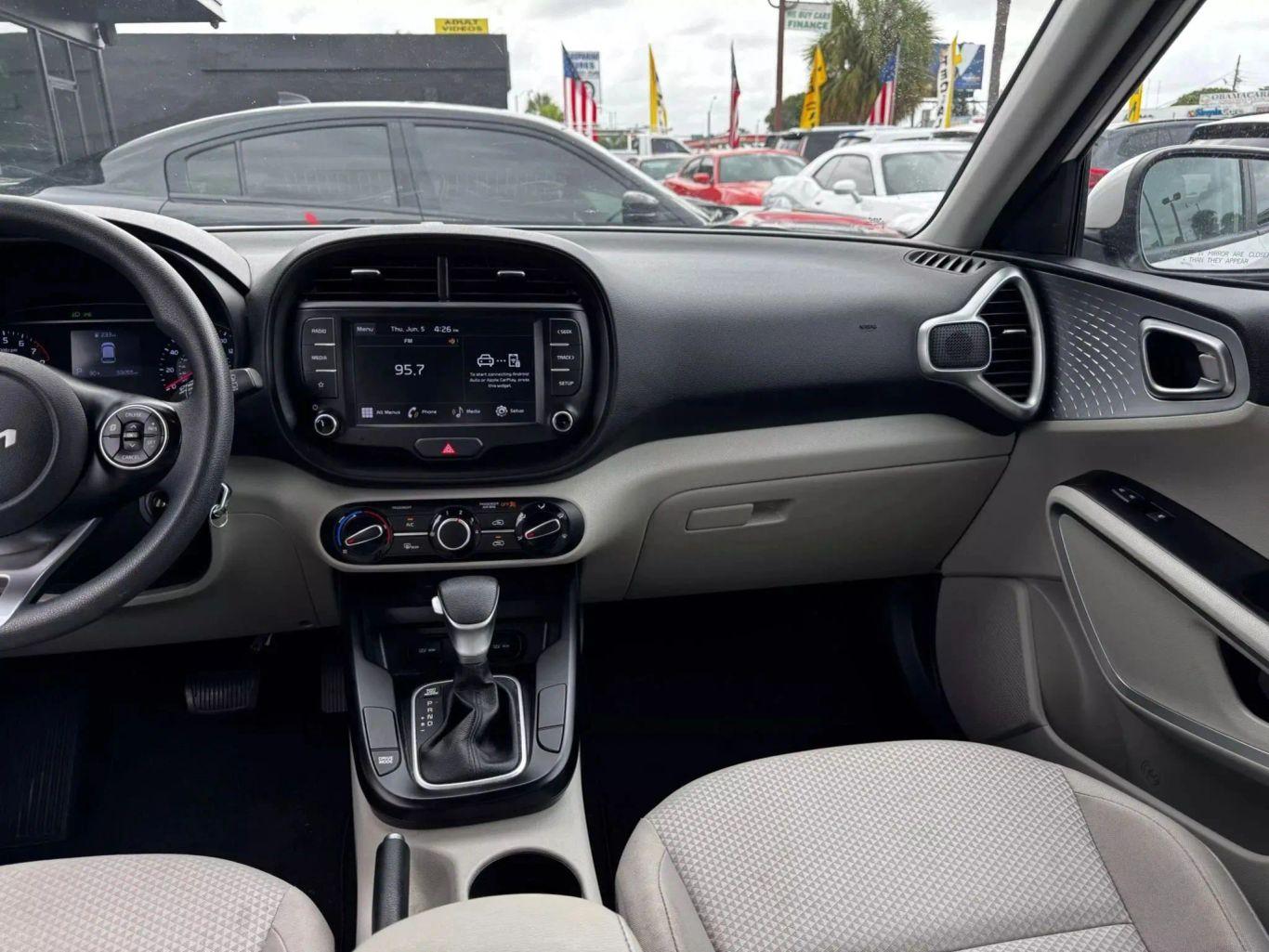 Kia Soul Lx Wagon 4D - Thumbnail 20