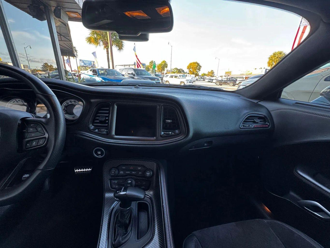 Dodge Challenger R/T Scat Pack Coupe 2D - Thumbnail 19