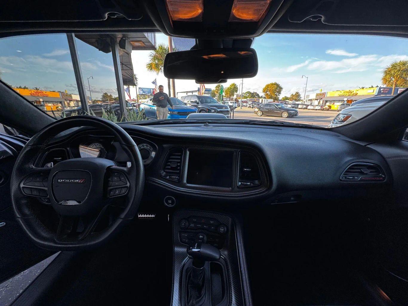 Dodge Challenger R/T Scat Pack Coupe 2D - Thumbnail 20