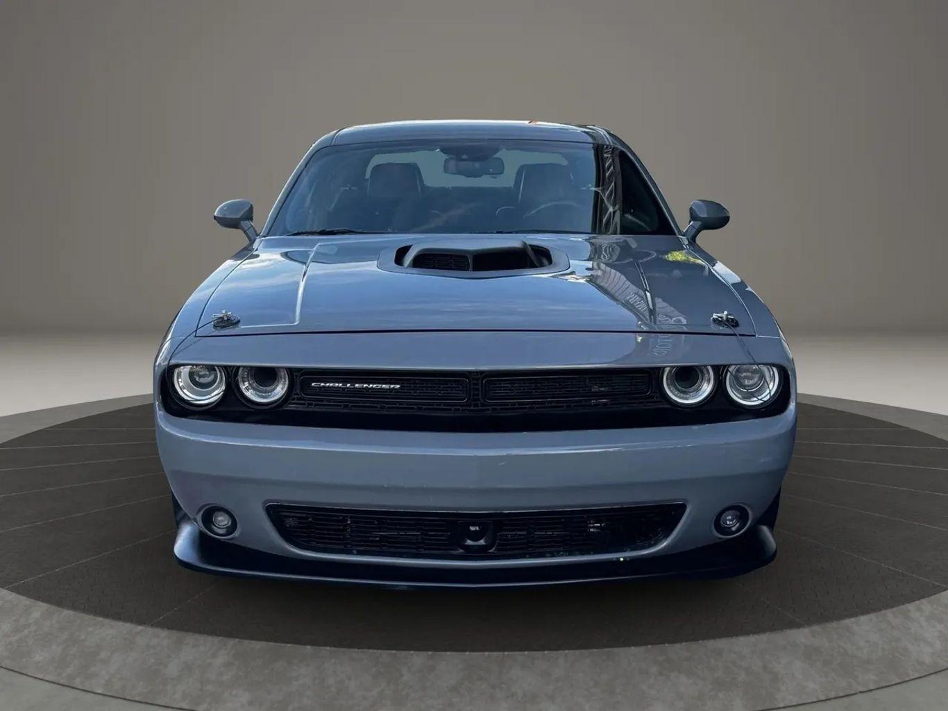 Dodge Challenger R/T Scat Pack Coupe 2D - Thumbnail 6