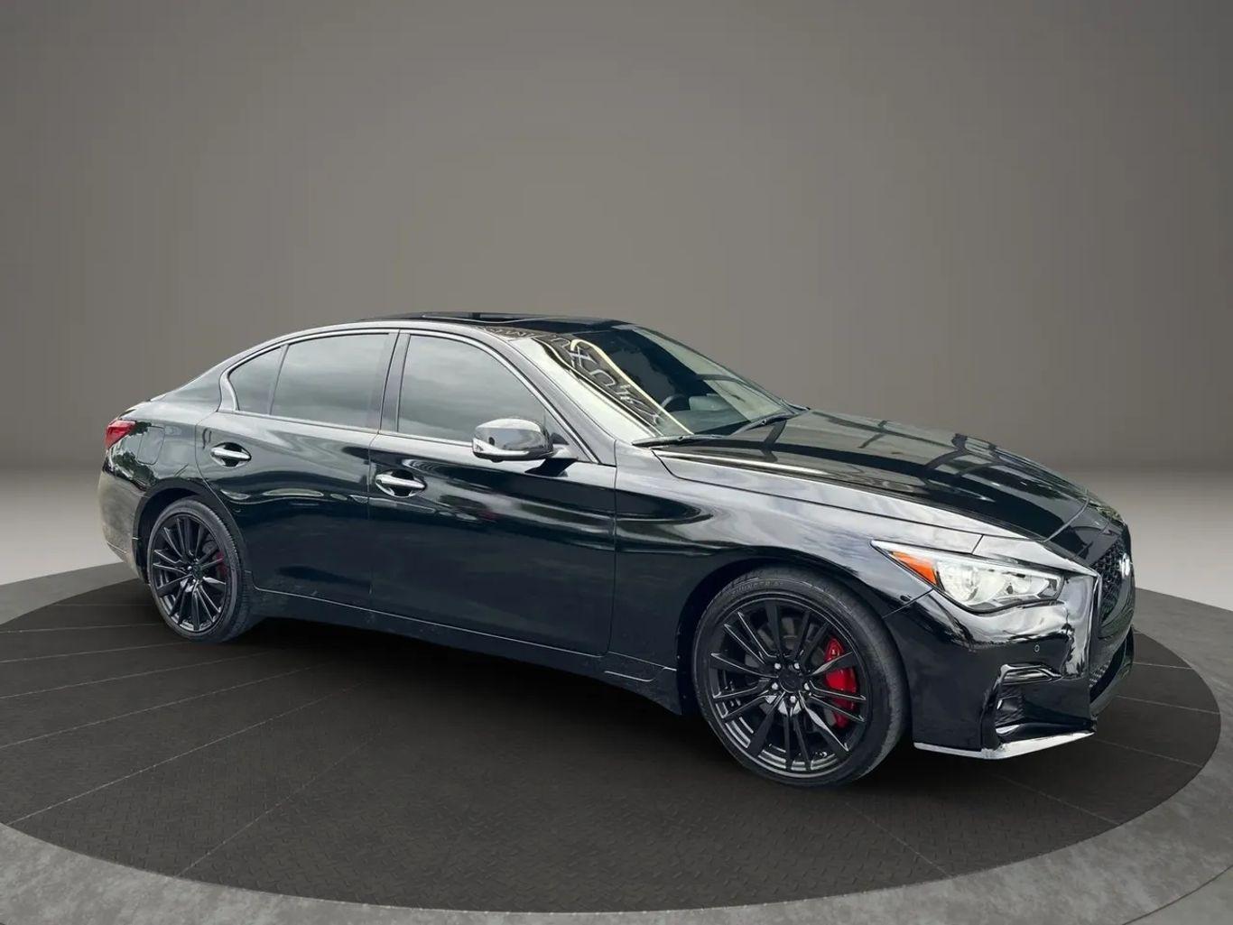 Infiniti Q50 Red Sport 400 Sedan 4D - Thumbnail 4