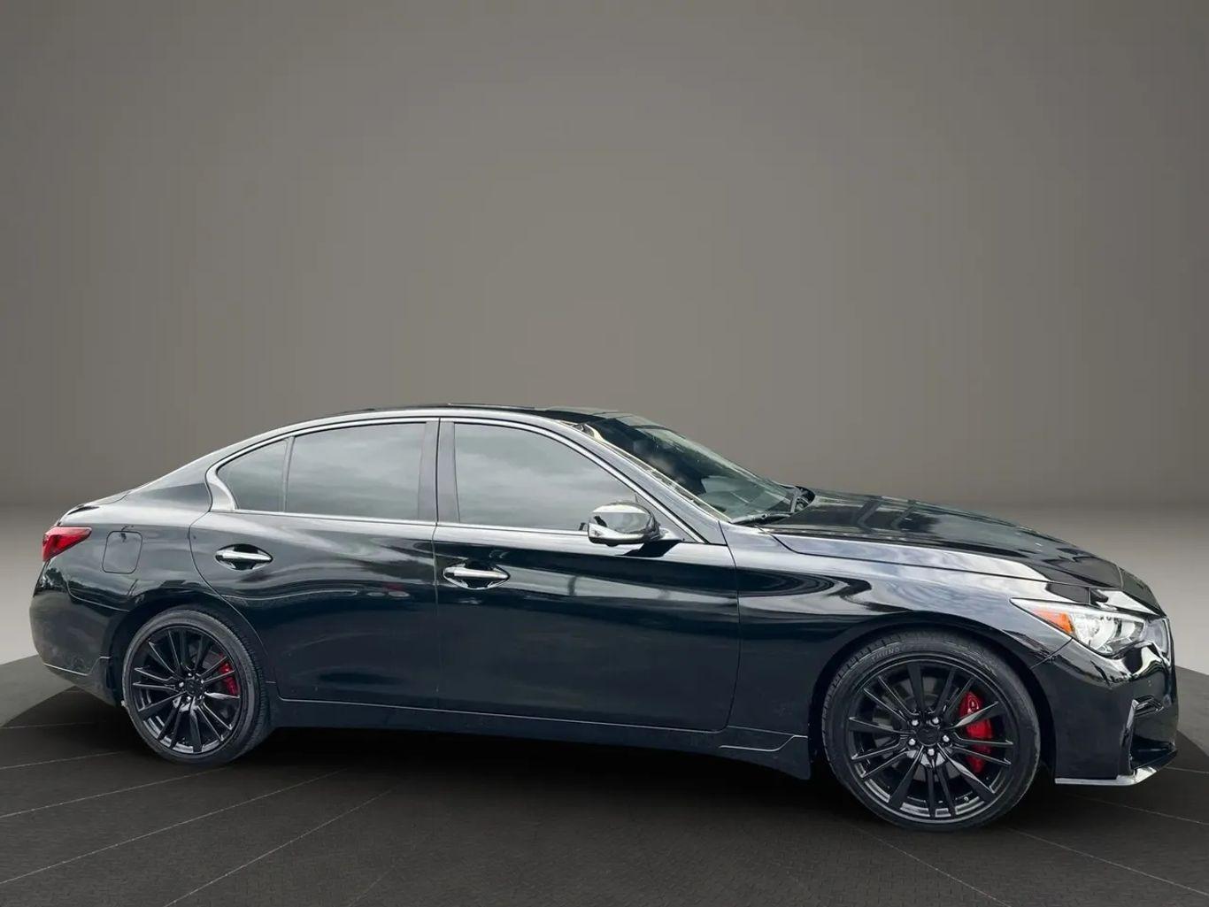 Infiniti Q50 Red Sport 400 Sedan 4D - Thumbnail 3