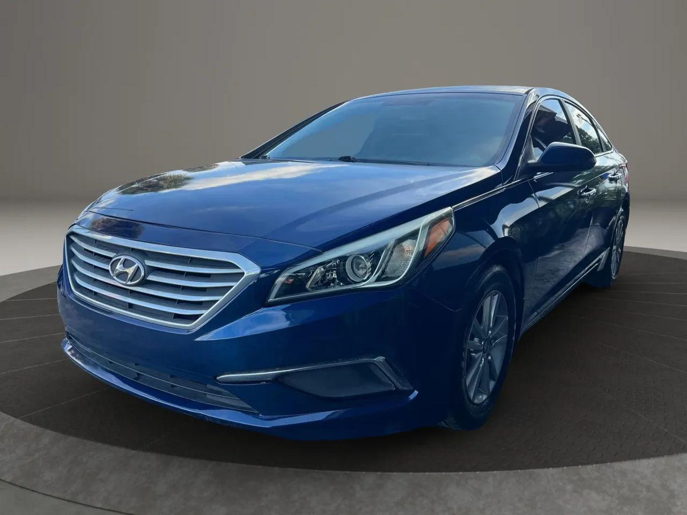Hyundai Sonata Se Sedan 4D - Thumbnail 6