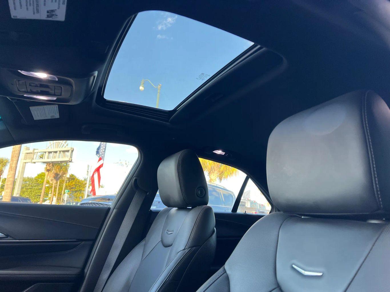 Cadillac Ct4 Premium Luxury Sedan 4D - Thumbnail 13