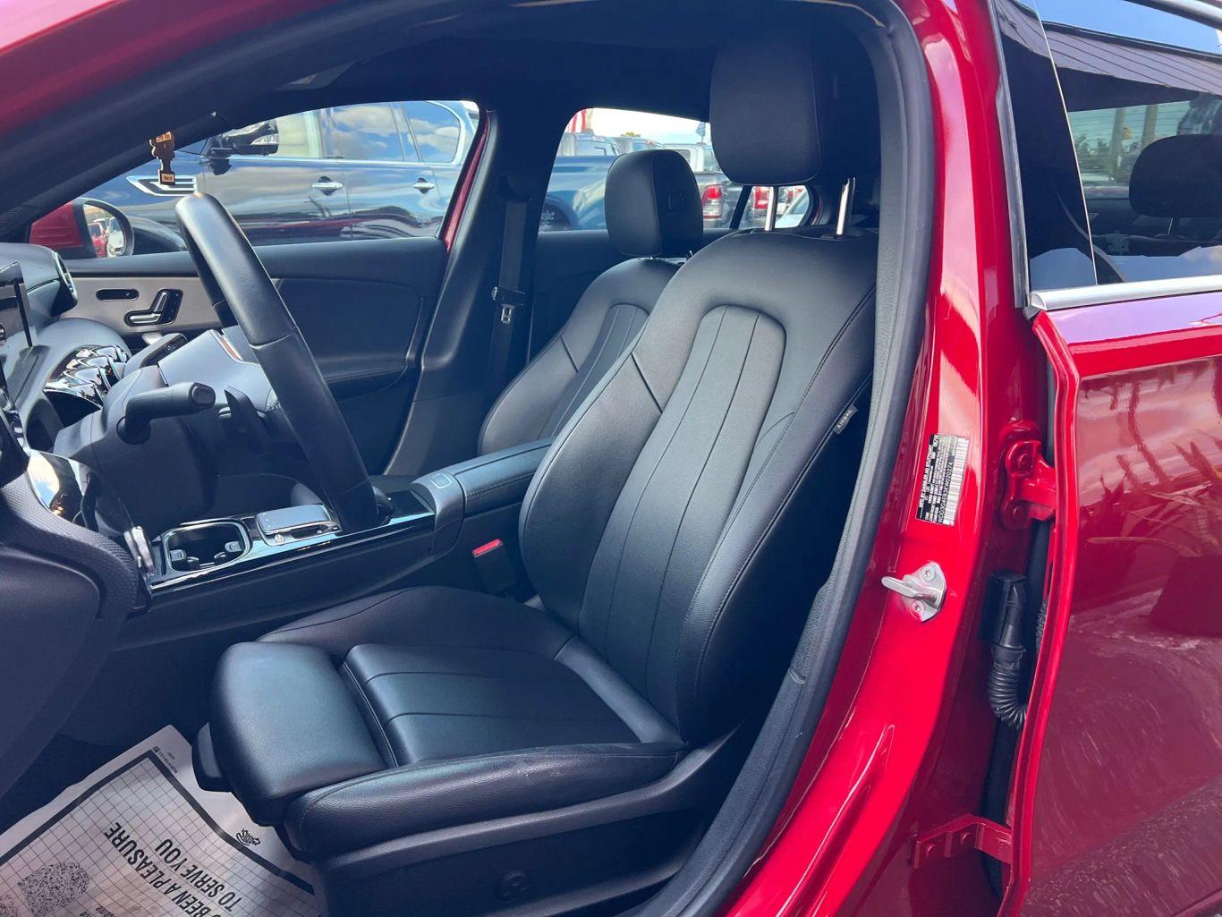 Mercedes-Benz A-Class A 220 Sedan 4D - Thumbnail 12