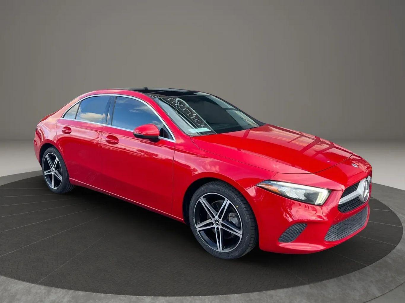 Mercedes-Benz A-Class A 220 Sedan 4D - Thumbnail 3