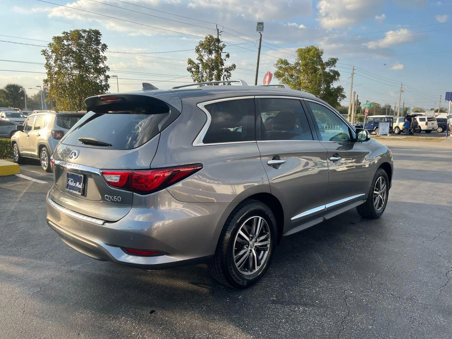 Infiniti Qx60 - Thumbnail 9