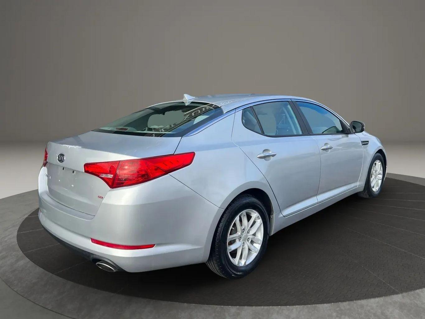 Kia Optima Lx Sedan 4D - Thumbnail 8