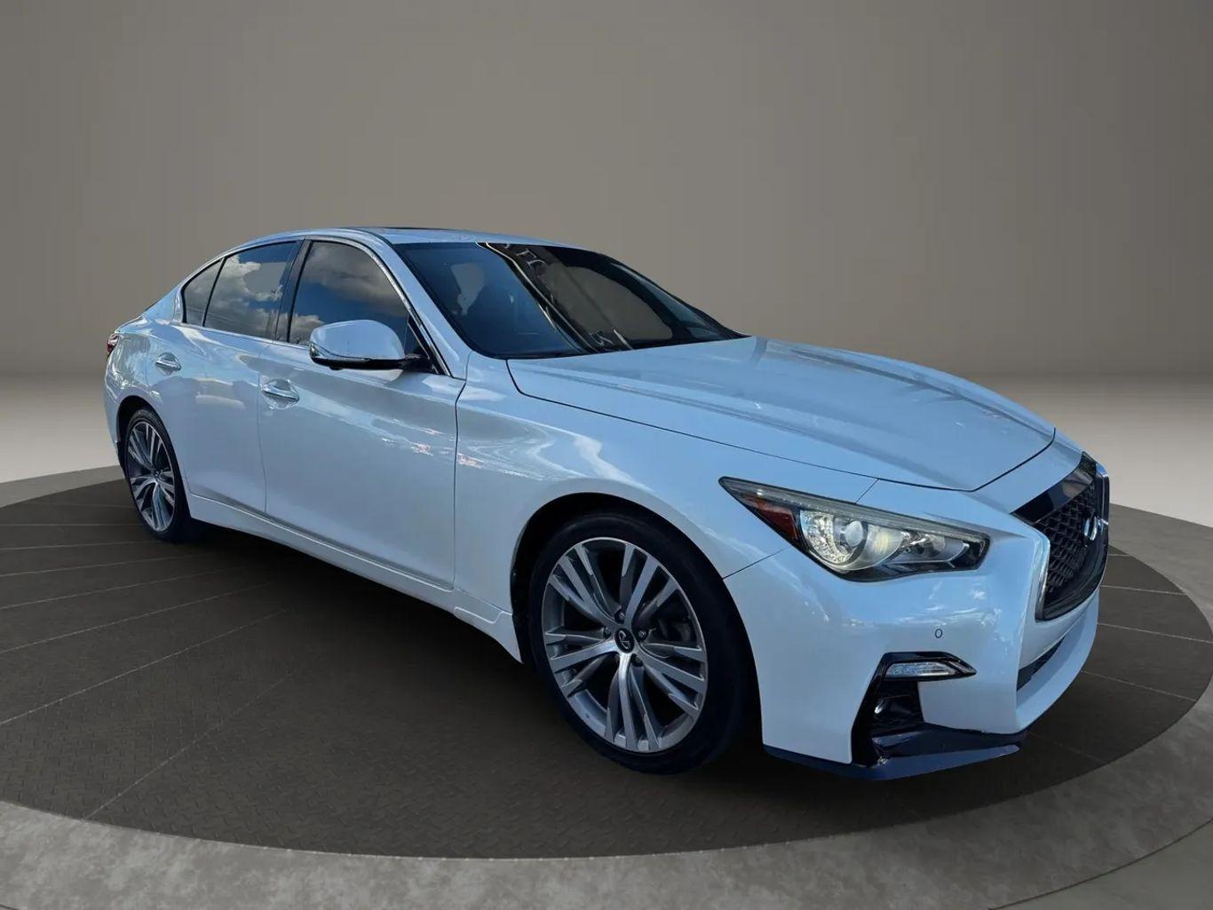 Infiniti Q50 Sensory Sedan 4D - Thumbnail 4