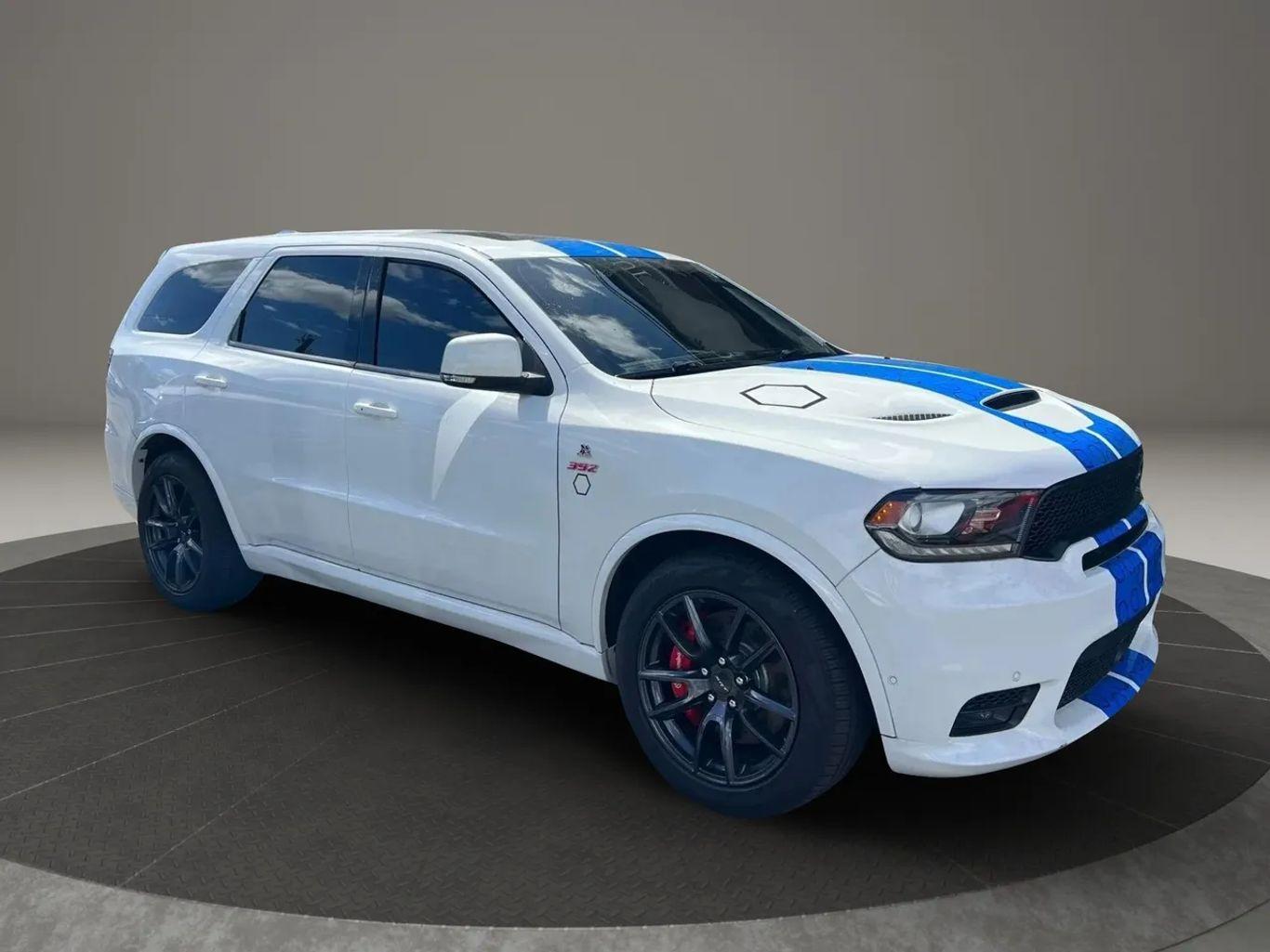 Dodge Durango Srt Sport Utility 4D - Thumbnail 4