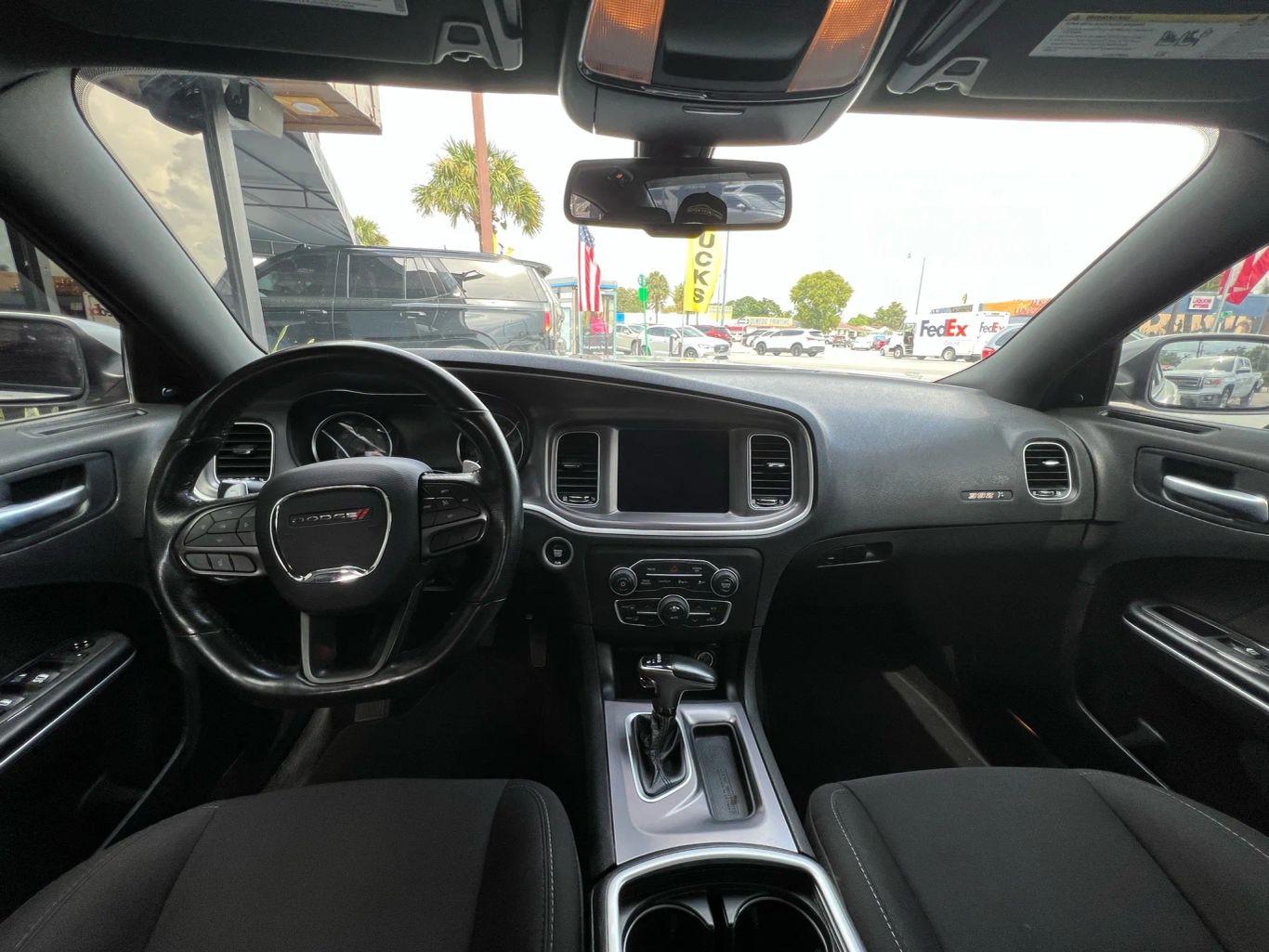 Dodge Charger Scat Pack Widebody Sedan 4D - Thumbnail 19