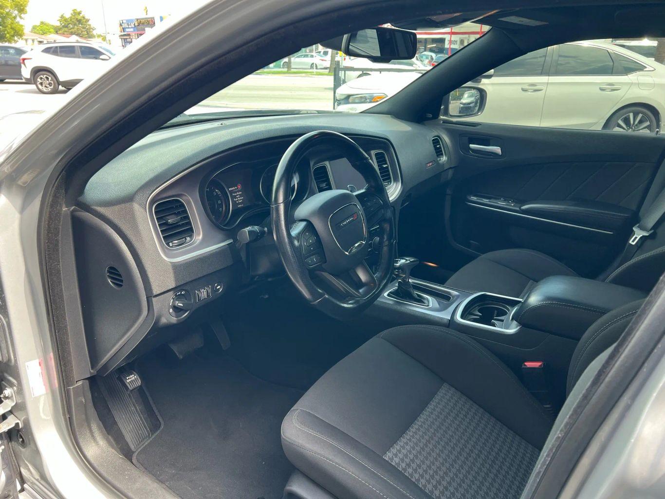 Dodge Charger Scat Pack Widebody Sedan 4D - Thumbnail 11