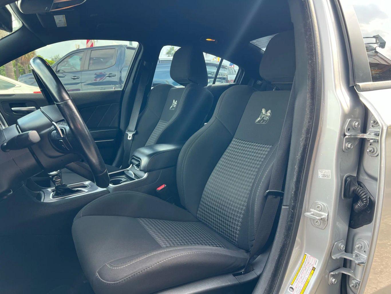 Dodge Charger Scat Pack Widebody Sedan 4D - Thumbnail 13