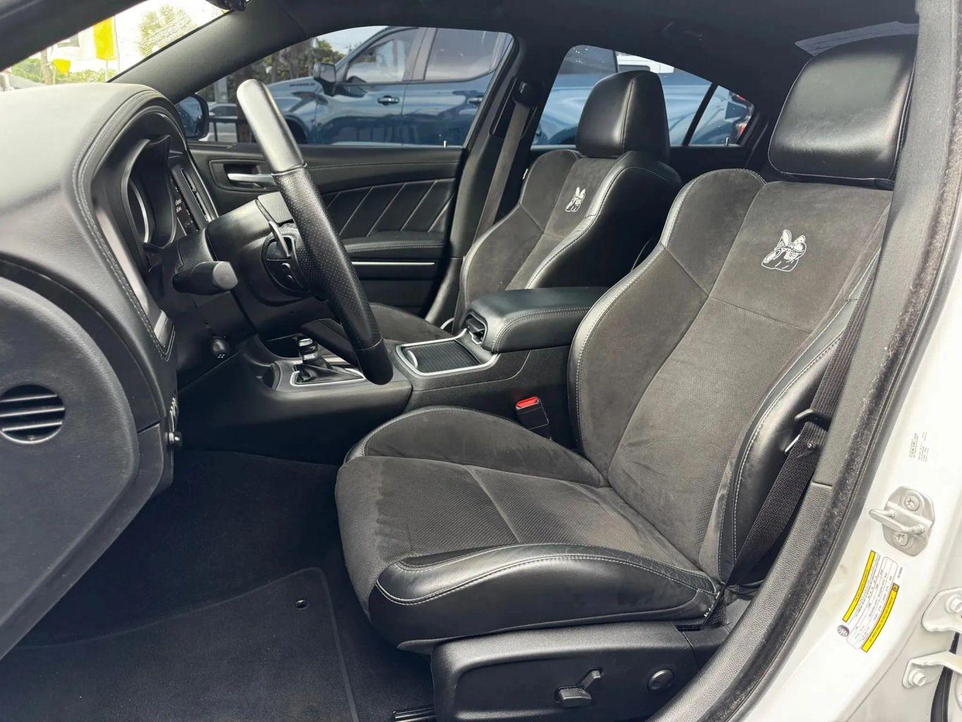 Dodge Charger Scat Pack Widebody Sedan 4D - Thumbnail 15