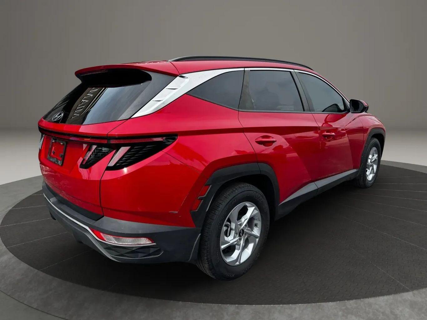 Hyundai Tucson Sel Sport Utility 4D - Thumbnail 9