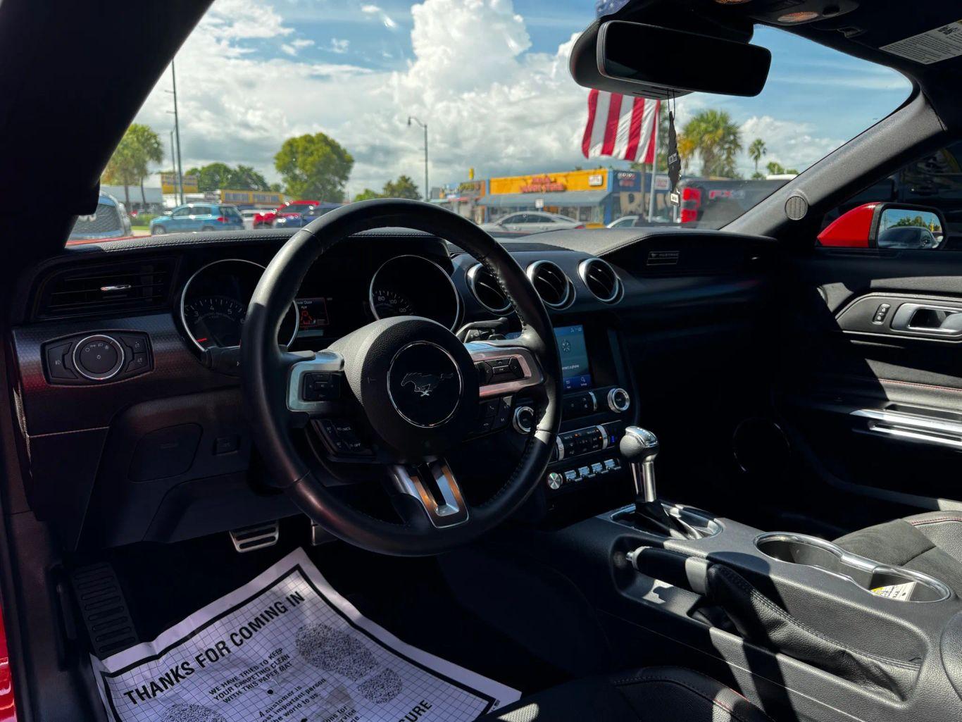 Ford Mustang Gt Premium Coupe 2D - Thumbnail 17