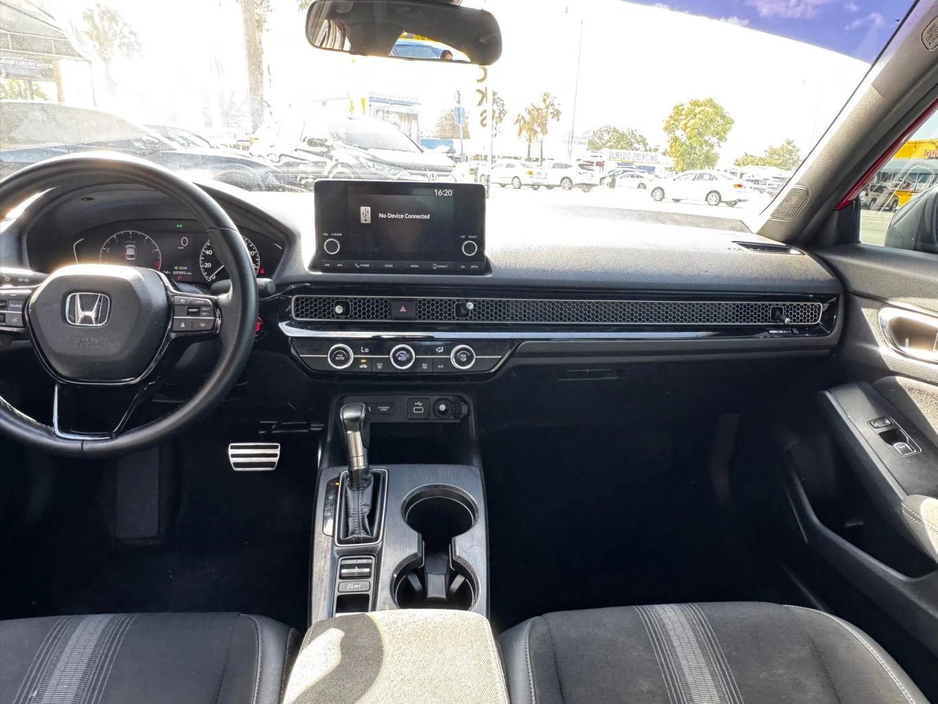 Honda Civic Sport Sedan 4D - Thumbnail 17