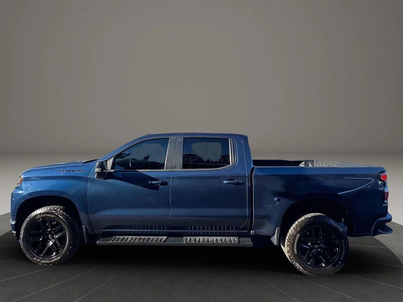 Chevrolet Silverado 1500 Crew Cab Rst Pickup 4D 5 3/4 Ft - Thumbnail 8