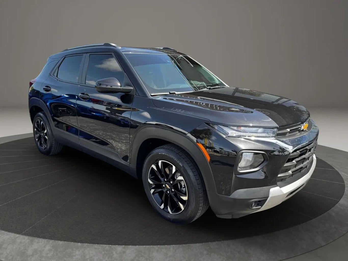 Chevrolet Trailblazer Lt Sport Utility 4D - Thumbnail 3