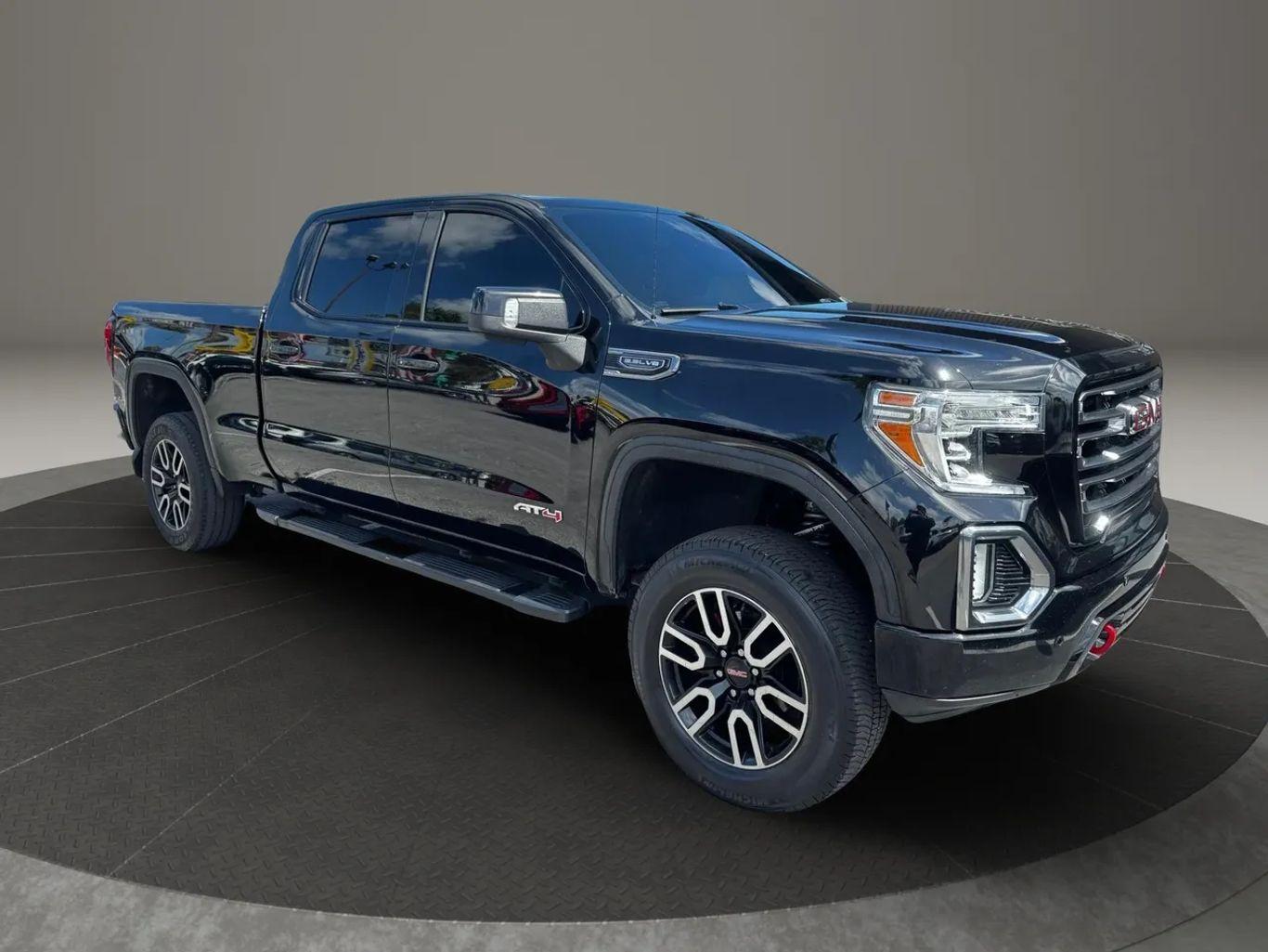 Gmc Sierra 1500 Crew Cab At4 Pickup 4D 5 3/4 Ft - Thumbnail 3