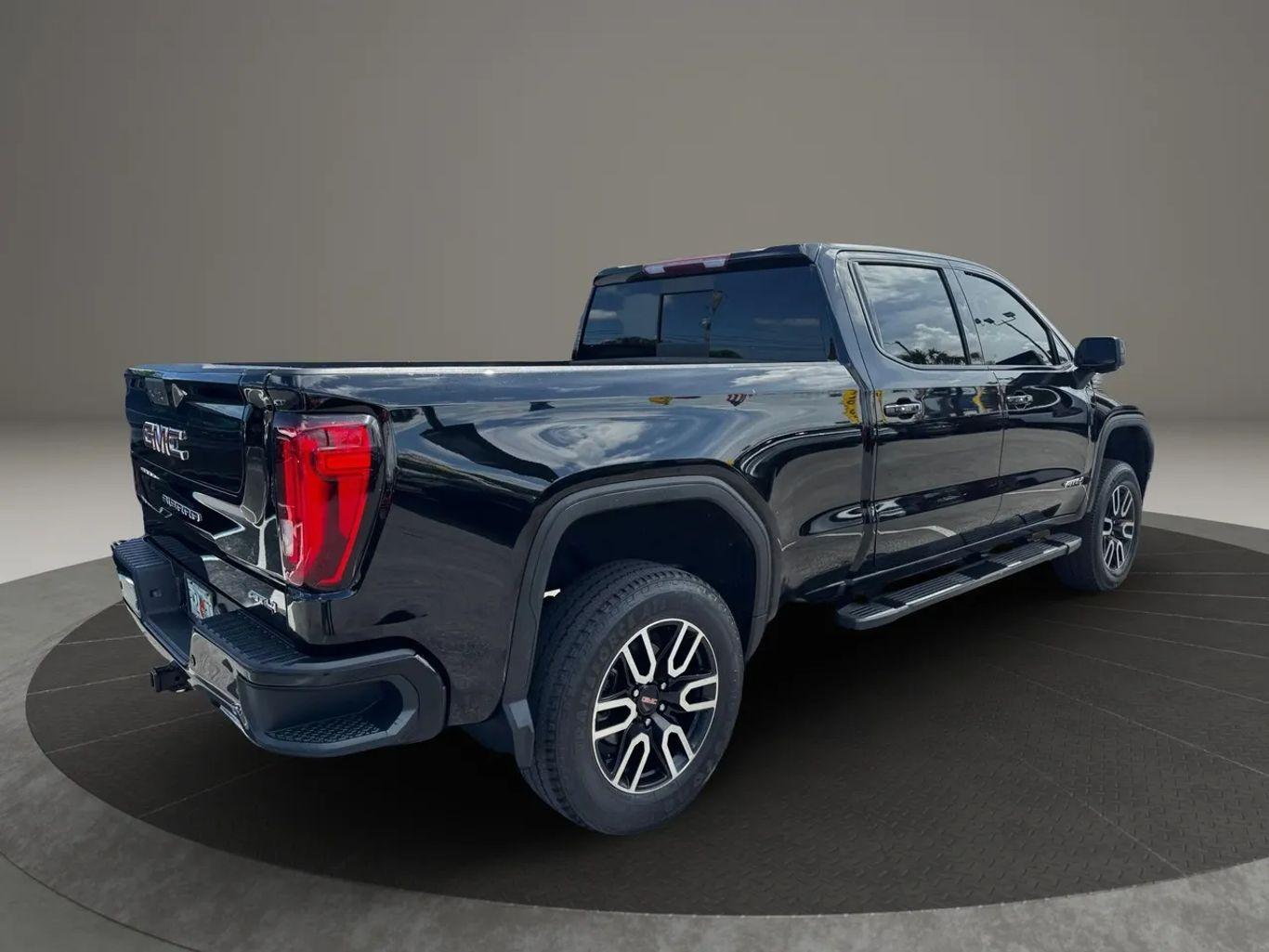 Gmc Sierra 1500 Crew Cab At4 Pickup 4D 5 3/4 Ft - Thumbnail 9