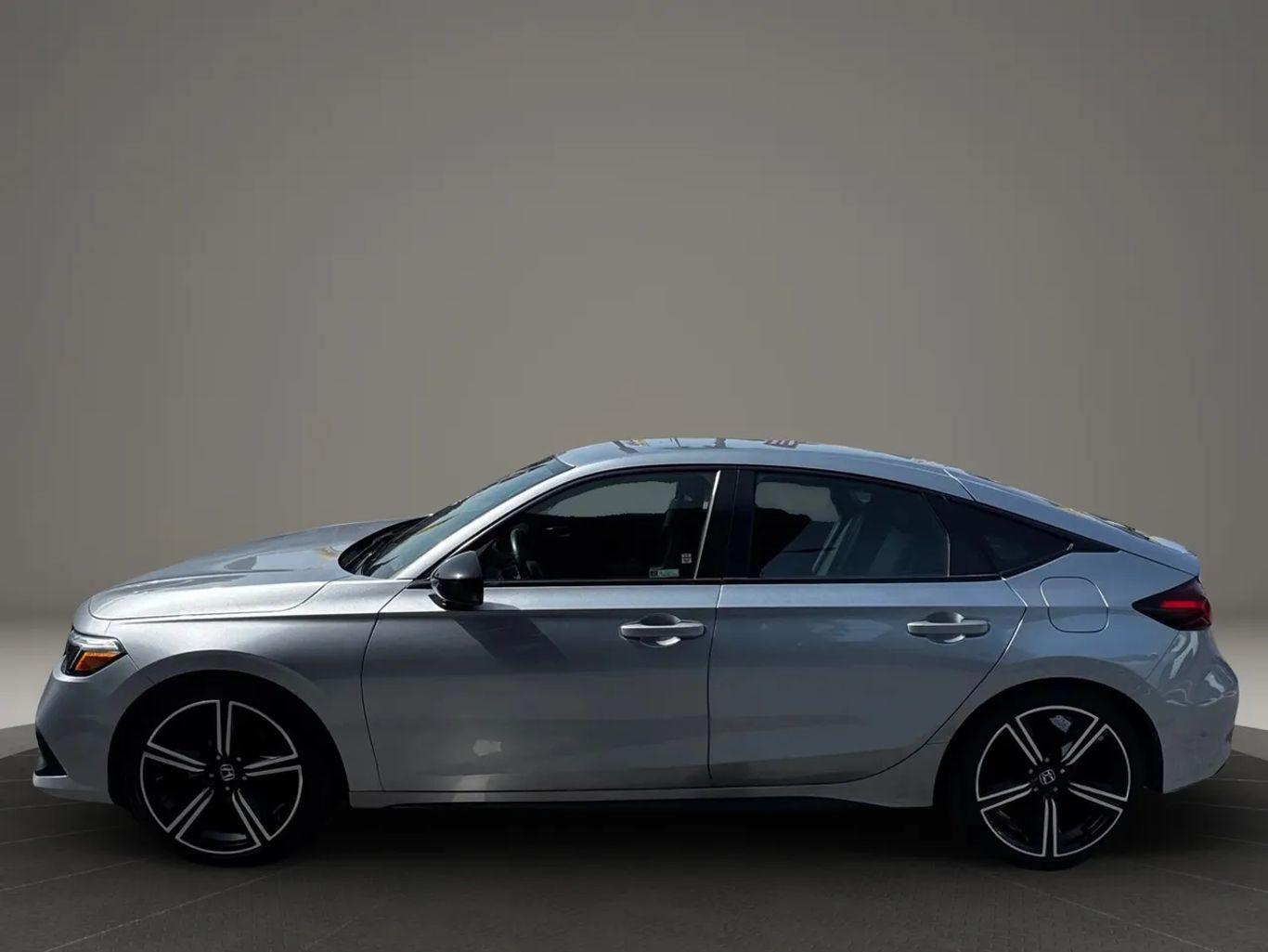 Honda Civic Sport Hatchback 4D - Thumbnail 6