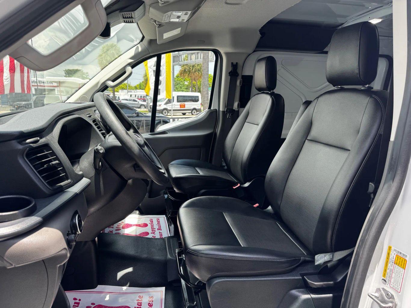 Ford Transit 250 Cargo Van Low Roof W/Lwb Van 3D - Thumbnail 16