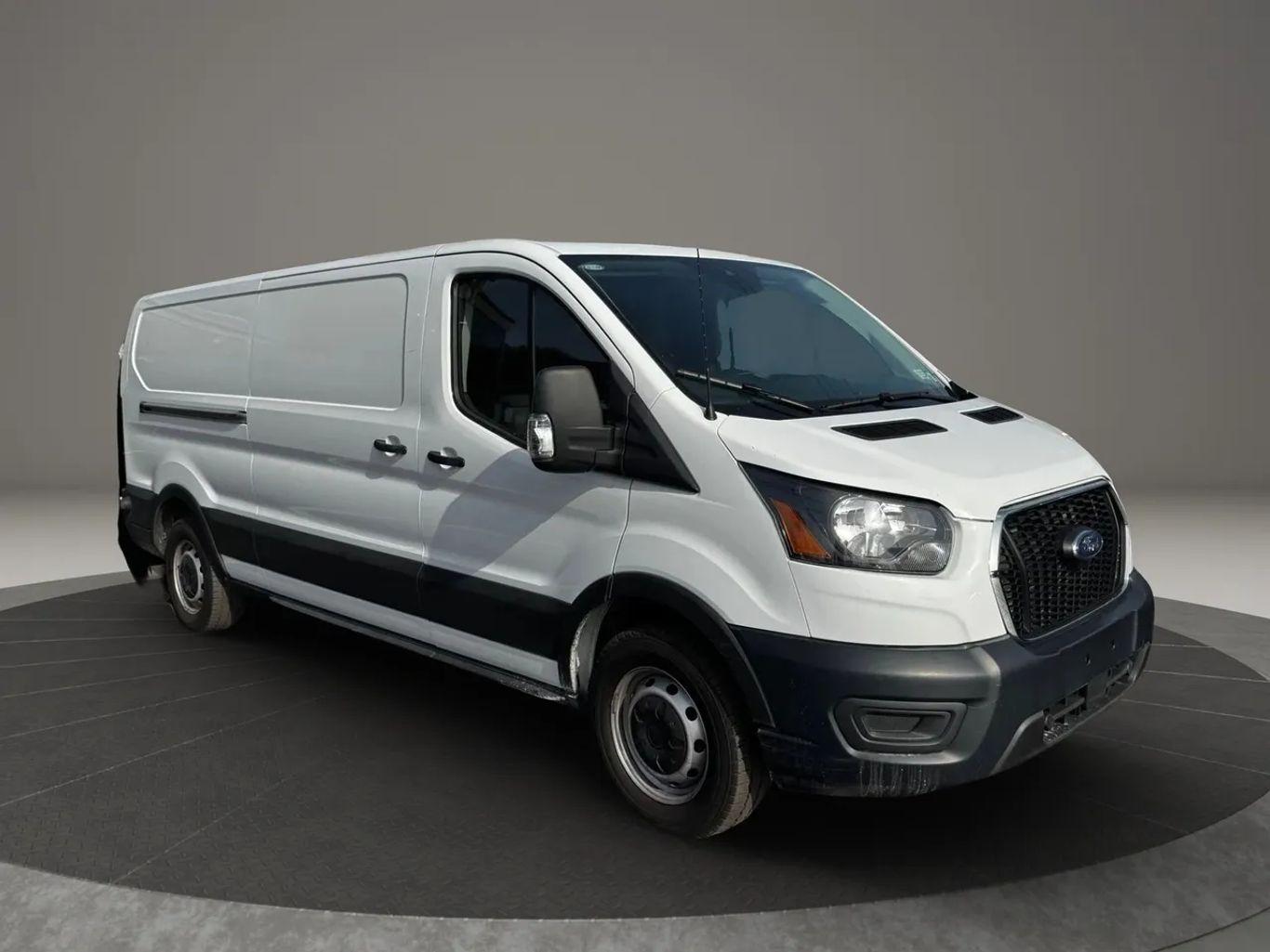 Ford Transit 250 Cargo Van Low Roof W/Lwb Van 3D - Thumbnail 4