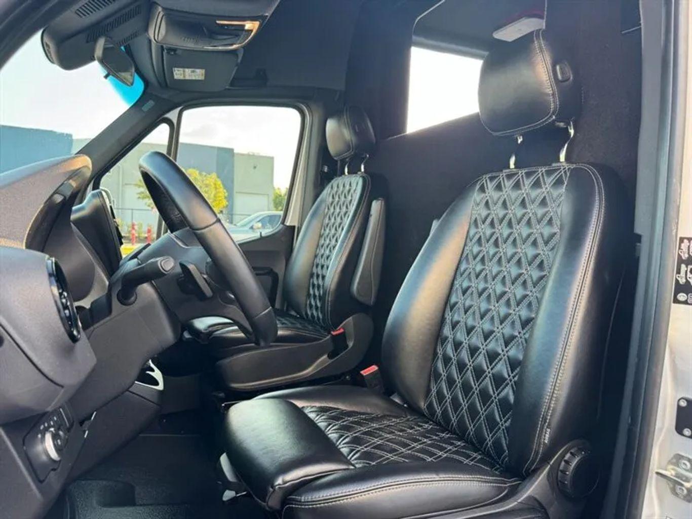 Mercedes-Benz Sprinter 3500 Xd Cargo High Roof W/170" Wb Van 3D - Thumbnail 19