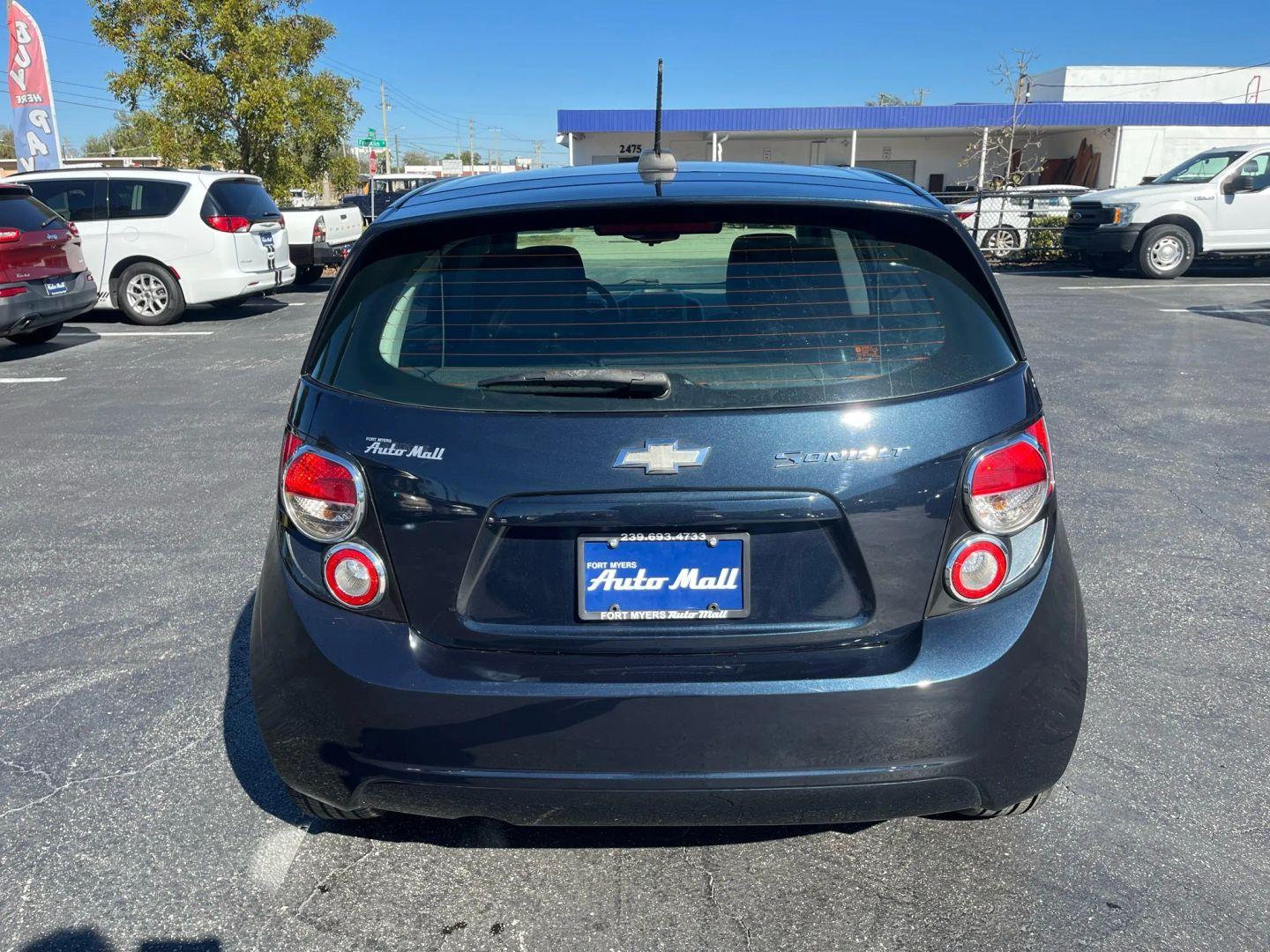 Chevrolet Sonic Lt - Thumbnail 10