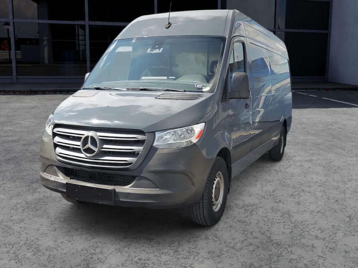 Mercedes-Benz Sprinter 2500 Cargo - Thumbnail 3