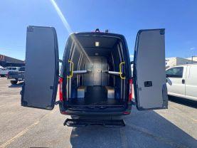 Mercedes-Benz Sprinter 2500 Crew - Thumbnail 15