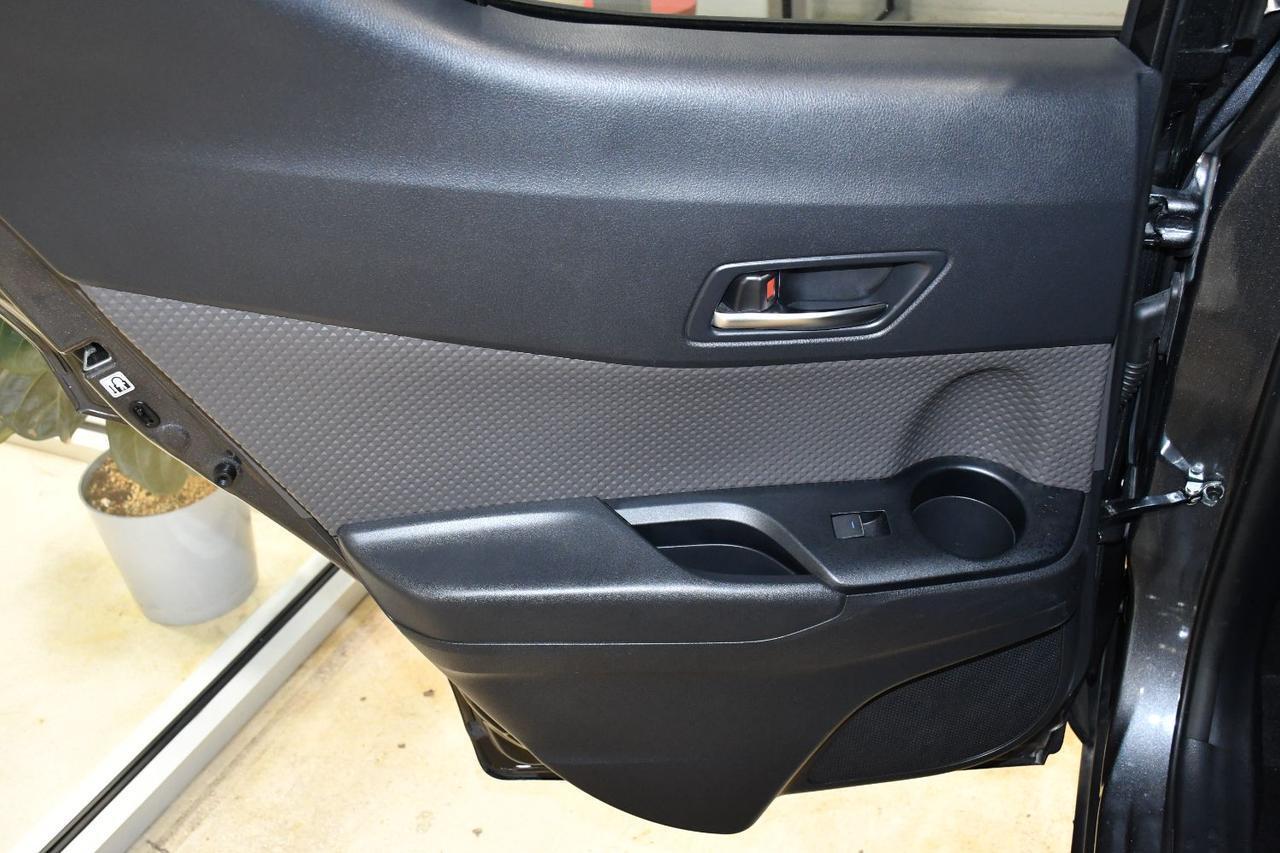 Toyota C-HR - Thumbnail 19