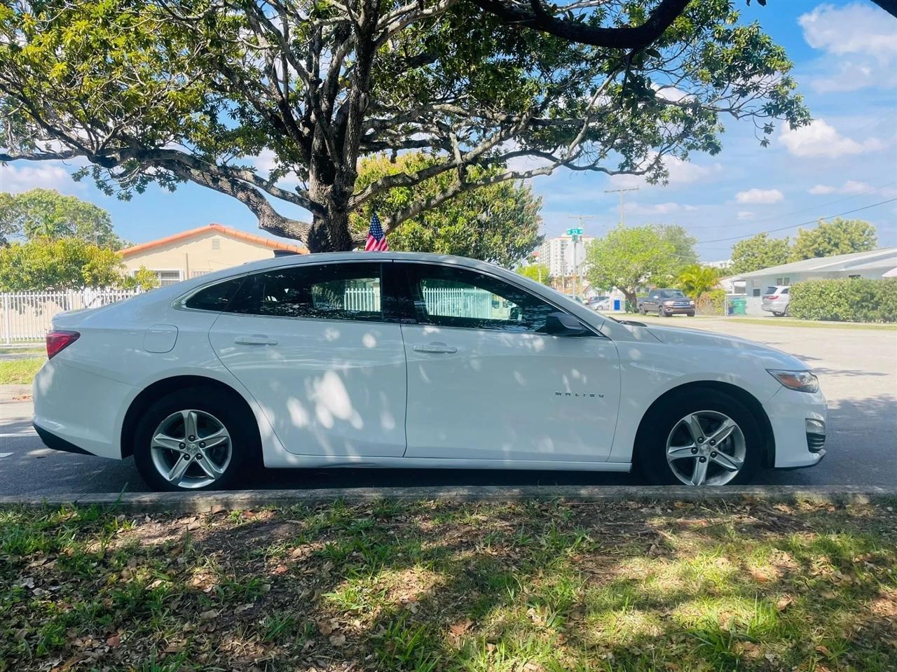 Chevrolet Malibu - Thumbnail 7