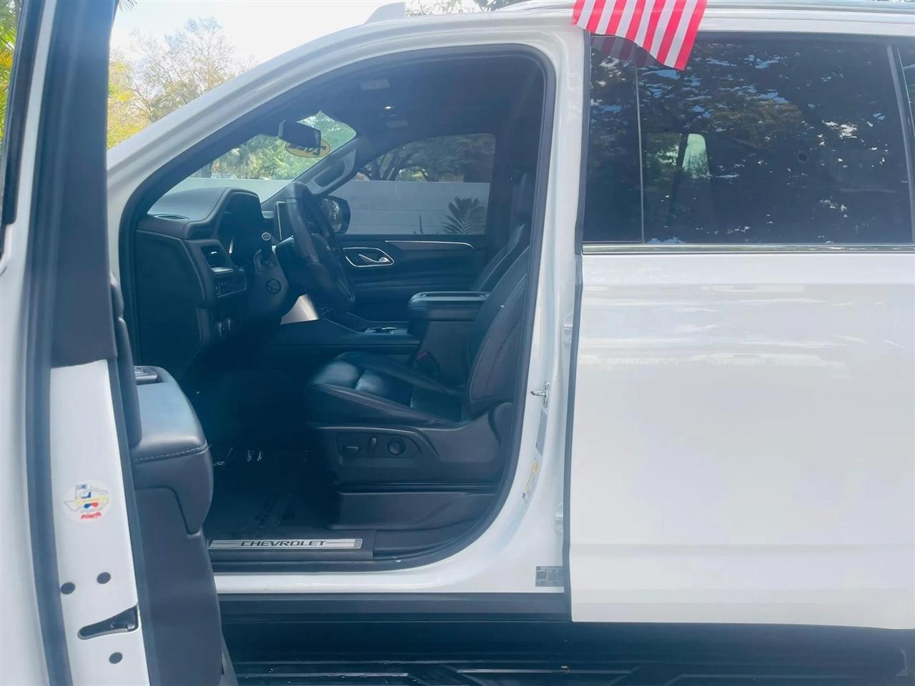 Chevrolet Tahoe - Thumbnail 10