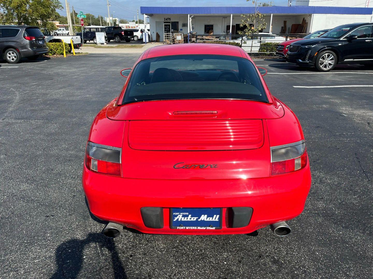 Porsche 911 Carrera - Thumbnail 10