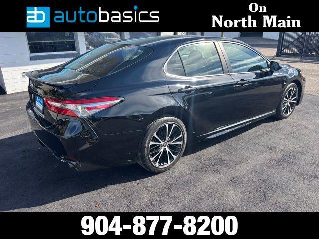 Toyota Camry - Thumbnail 5